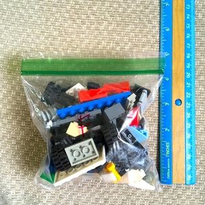 Assorted legos